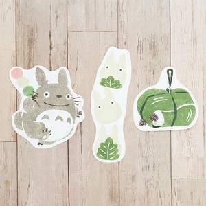 Books Kinokuniya: Die Cut Mini Letter | Totoro with Japanese