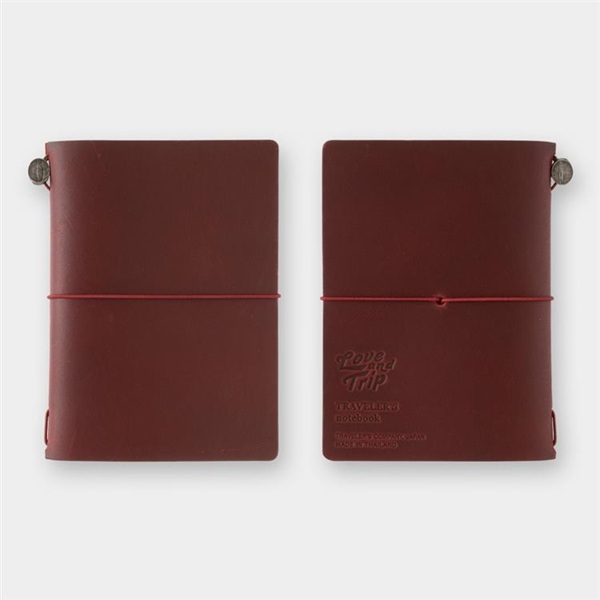 トラベラーズノート　LOVE AND TRIP レッド　パスポートリフィル付き 再入荷】【数量限定】トラベラーズノート LOVE AND TRIP レッド
