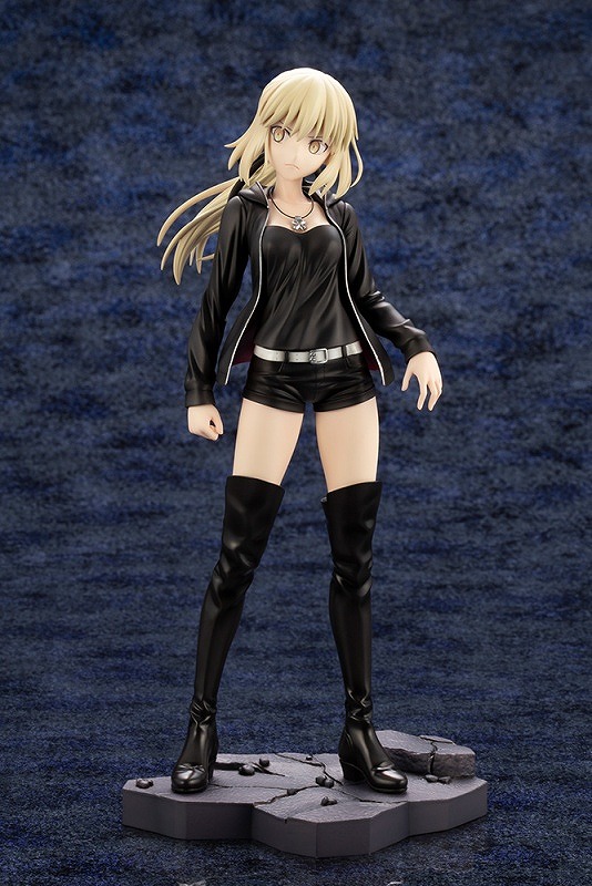 Books Kinokuniya: [Fate/Grand Order] Saber Alter - Casual Wear Ver