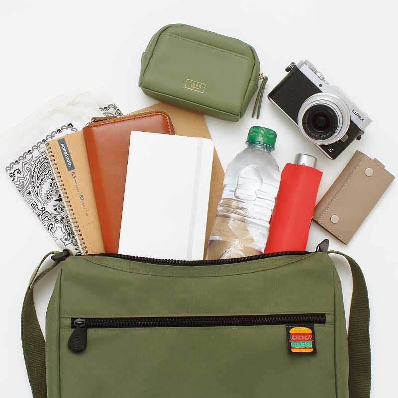 Books Kinokuniya Laundry ROUND SHOULDER BAG BOOK KHAKI （[バラエティ