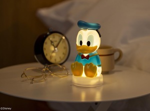 Books Kinokuniya: Disney ドナルドダック90周年記念 お部屋