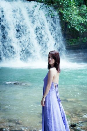 Books Kinokuniya: 上戸彩写真集Midday Reverie / 上戸彩