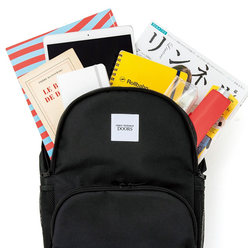 Books Kinokuniya: URBAN RESEARCH DOORS 肩