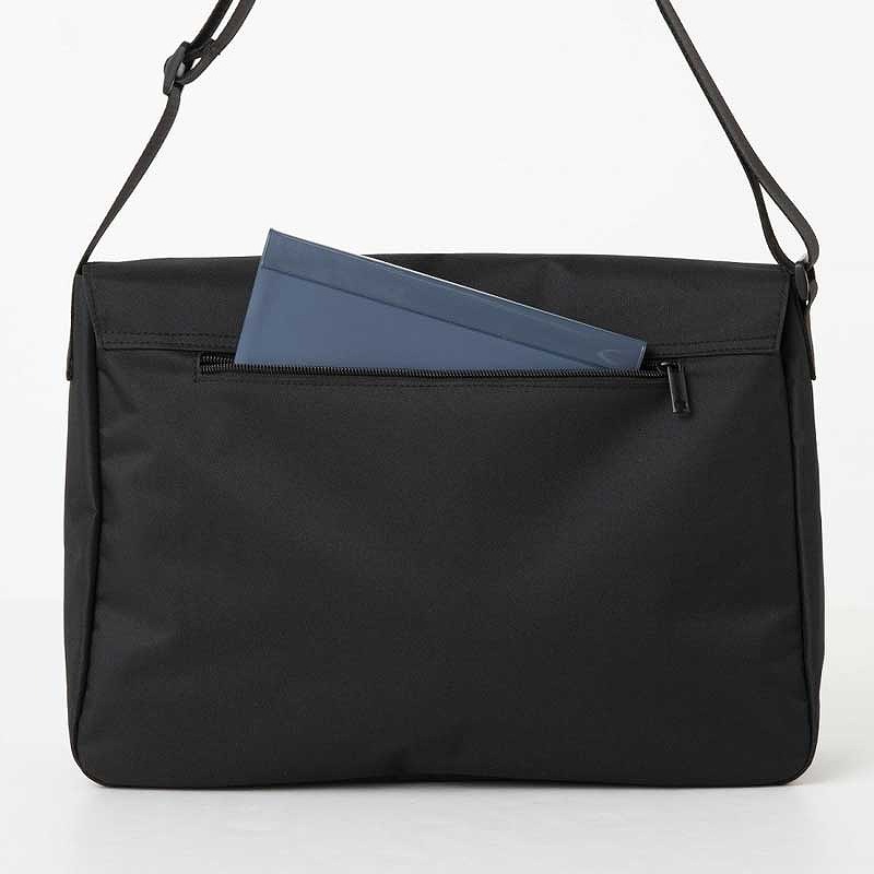 Books Kinokuniya Haglofs BIG SHOULDER BAG BOOK （[バラエティ]） / (9784299023698)